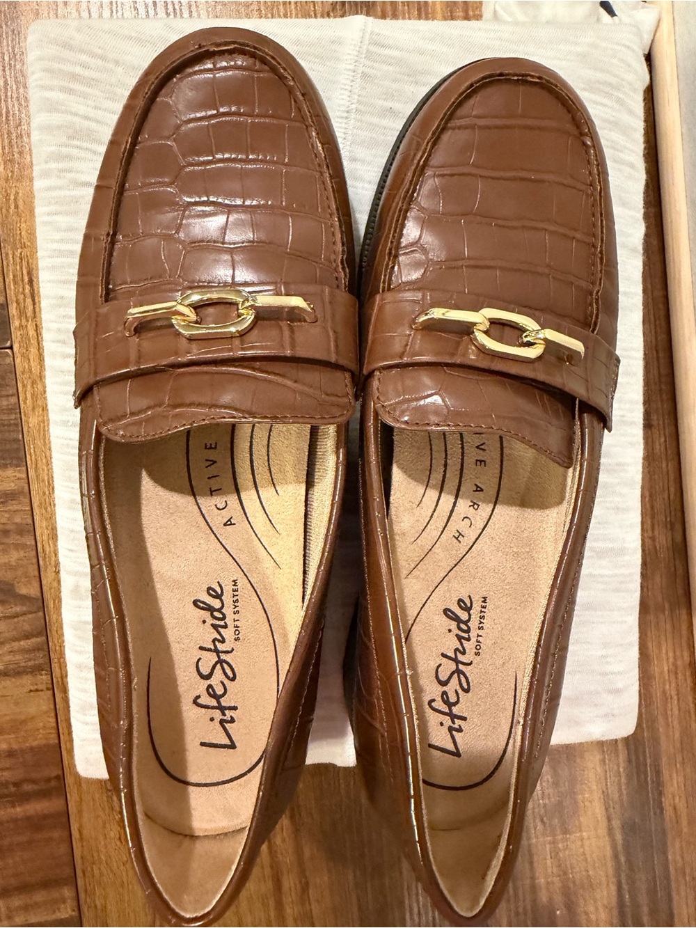 NEW Life Stride Cognac Croc-Embossed Slip-On Loafers with Gold Accent